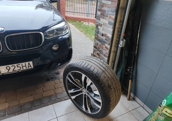BMW X6 cena 205000 przebieg: 162000, rok produkcji 2017 z Karczew małe 326